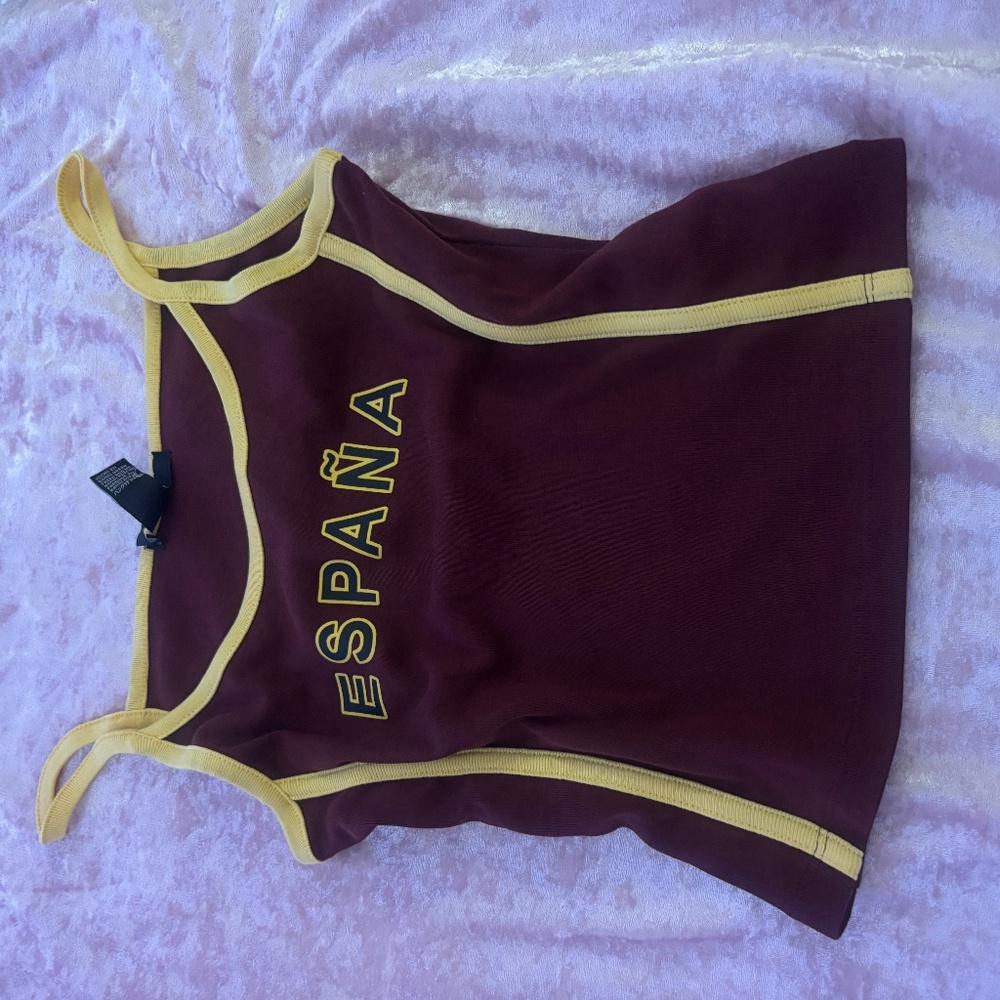 Cute 'España' crop top